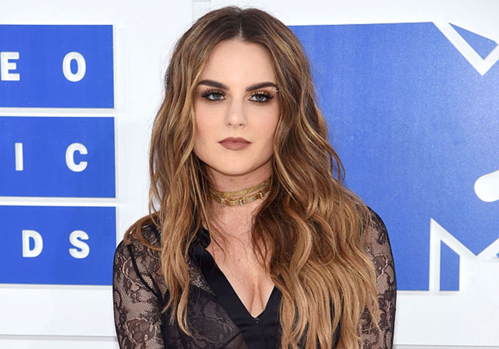 “Minhas pernas nunca serão finas”, diz a cantora Jojo em texto sobre autoaceitação