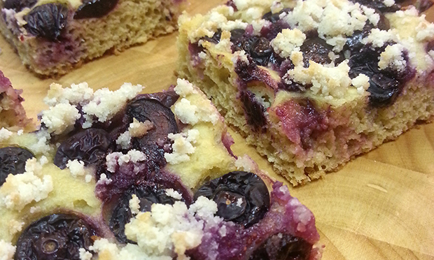 Pão doce de biomassa de banana verde com frutas Pão doce de biomassa de banana verde com frutas