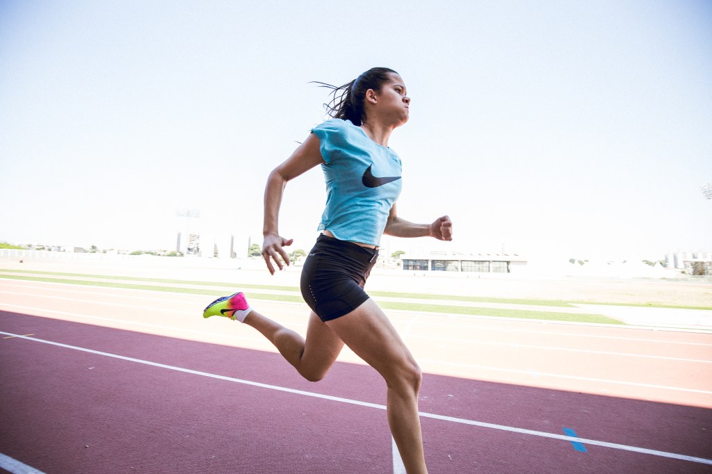 Resiliência: mais de 200 tumores não derrubaram Verônica Hipólito