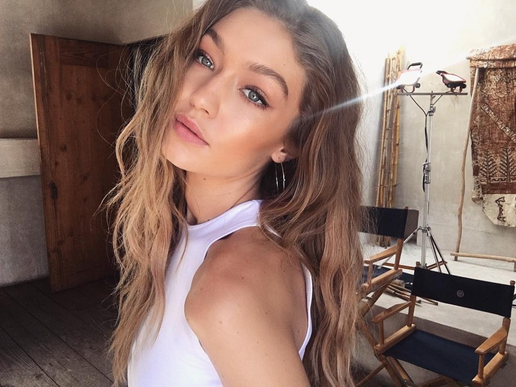 Síndrome de Hashimoto: a doença que mudou o corpo de Gigi Hadid