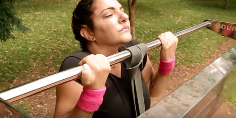 Passo a passo para aprender a fazer o exercício barra fixa