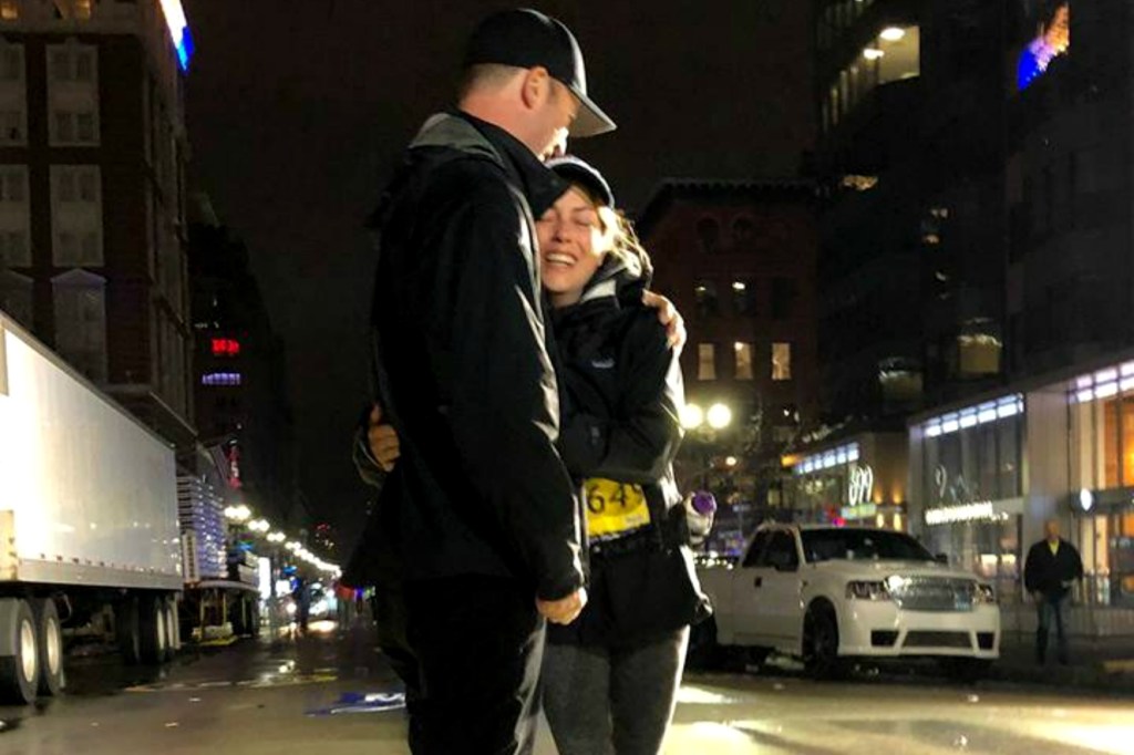 Última mulher a completar a Maratona de Boston é exemplo de determinação