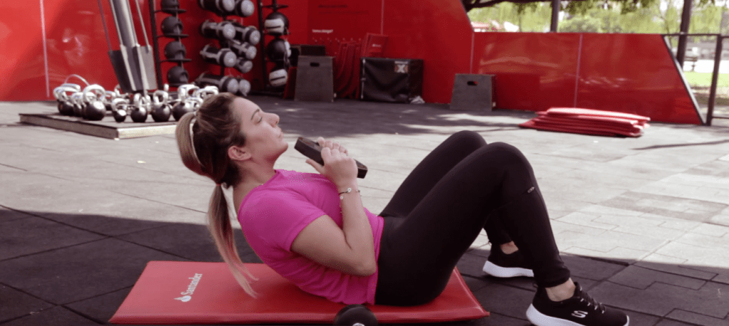 Aqueça com estes exercícios abdominais e tenha mais resultado no treino
