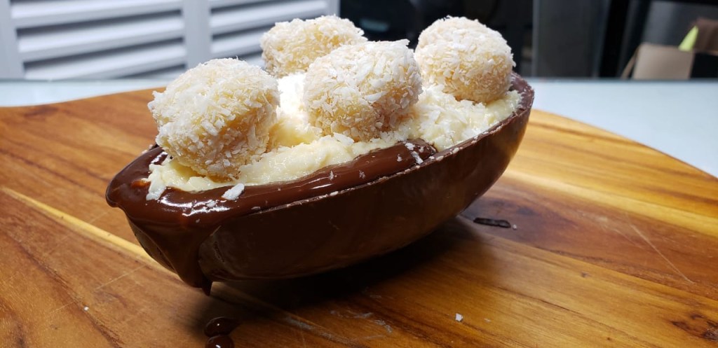 Esta receita de ovo de colher de beijinho diet é de dar água na boca!