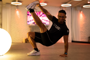 HIIT the Beat: Waldyr Maciel, coordenador técnico da Les Cinq Gym, dá a aula