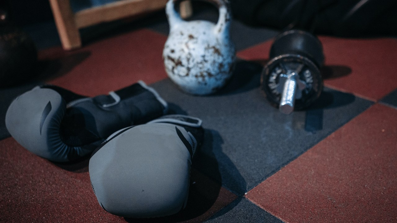 Halter ou kettlebell