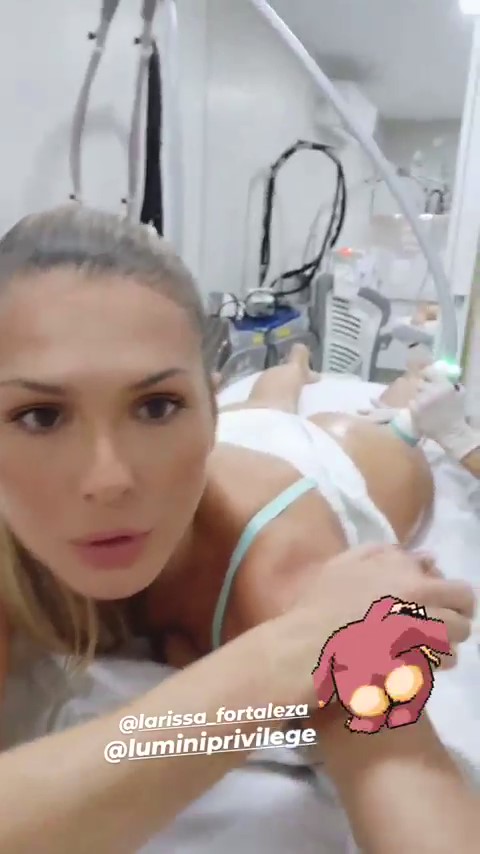 livia-andrade-procedimento-bumbum Lívia Andrade mostrando tratamento no bumbum