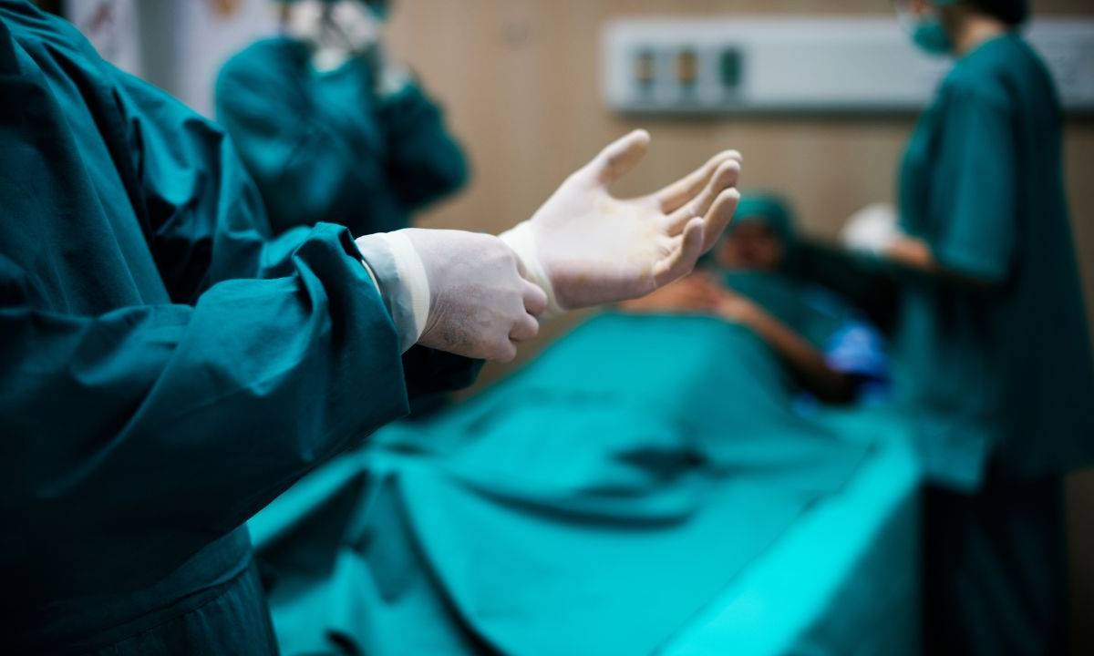 Quantas cirurgias podem ser feitas em um único dia sem comprometer a saúde do paciente