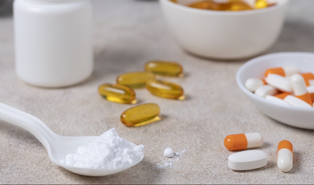 Suplementos podem causar pedra nos rins? Entenda a relação