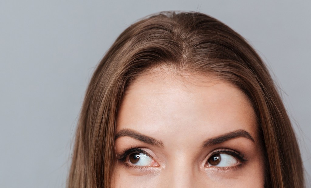 Vitaminas e suplementos para olheiras: 4 opções para amenizá-las