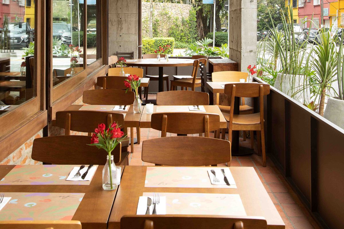 Ambiente interno da Org Pizza & Greens