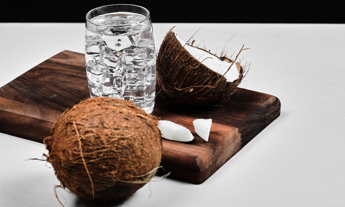 água de coco solta o intestino
