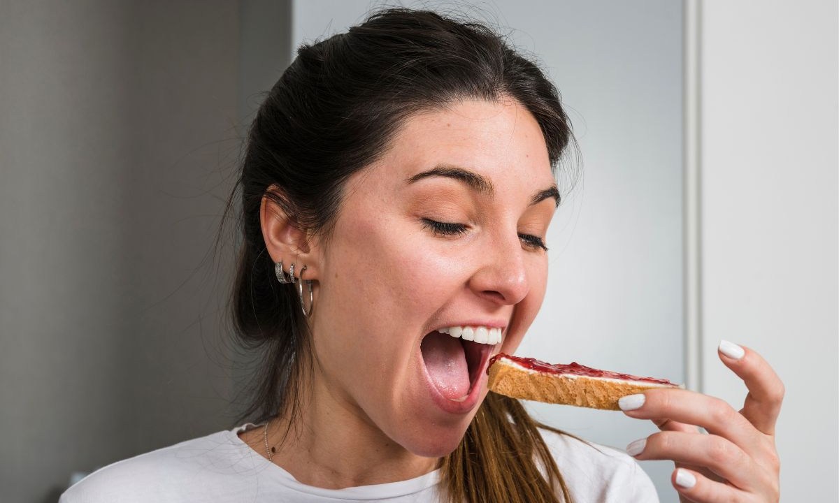 é normal ter mais fome na TPM