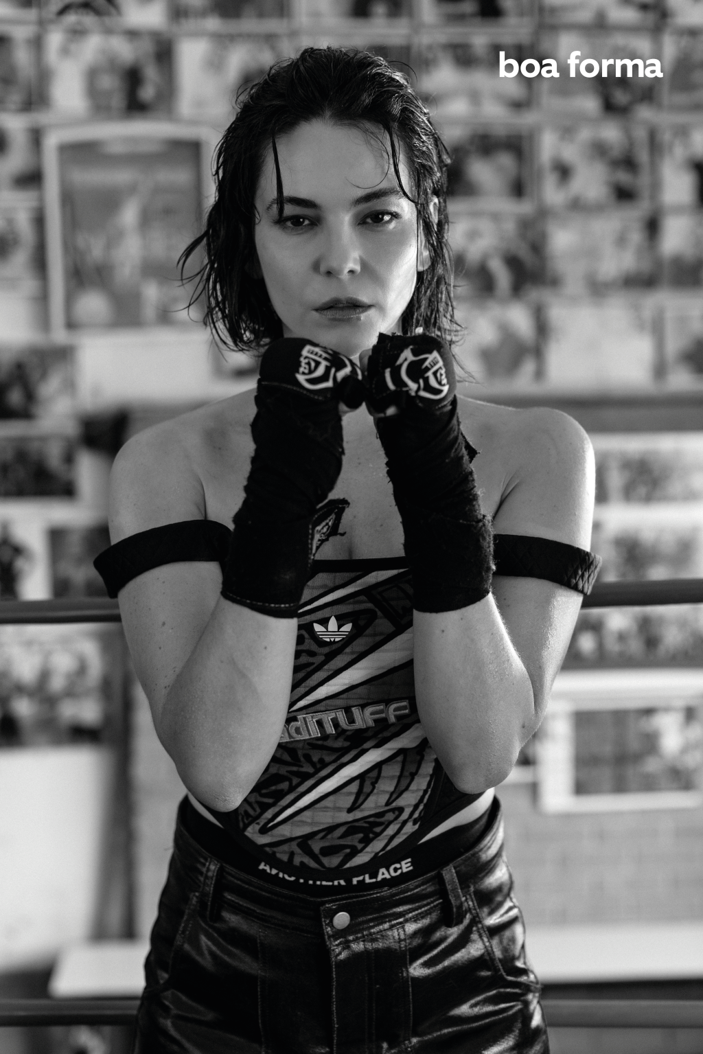 Looks: Oskley, adidas e Another Place