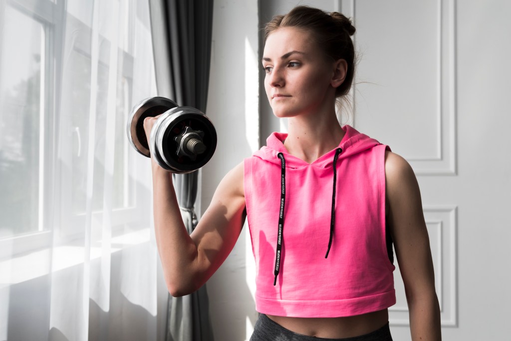 Musculação e saúde feminina: 10 benefícios que você precisa conhecer