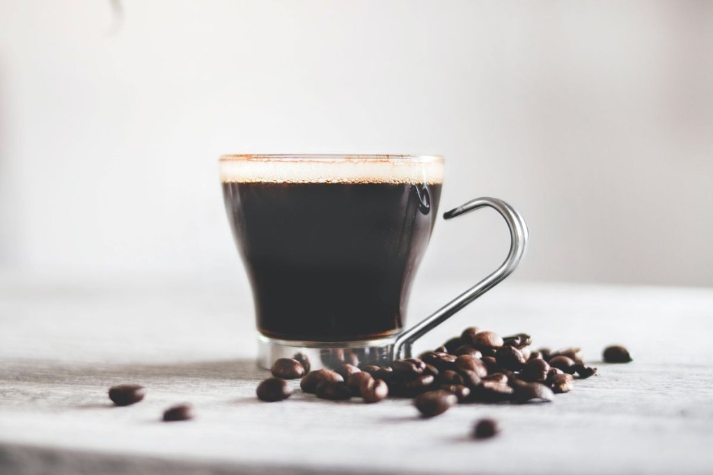 Com o preço do café nas alturas, descubra chás que são ótimas substituições