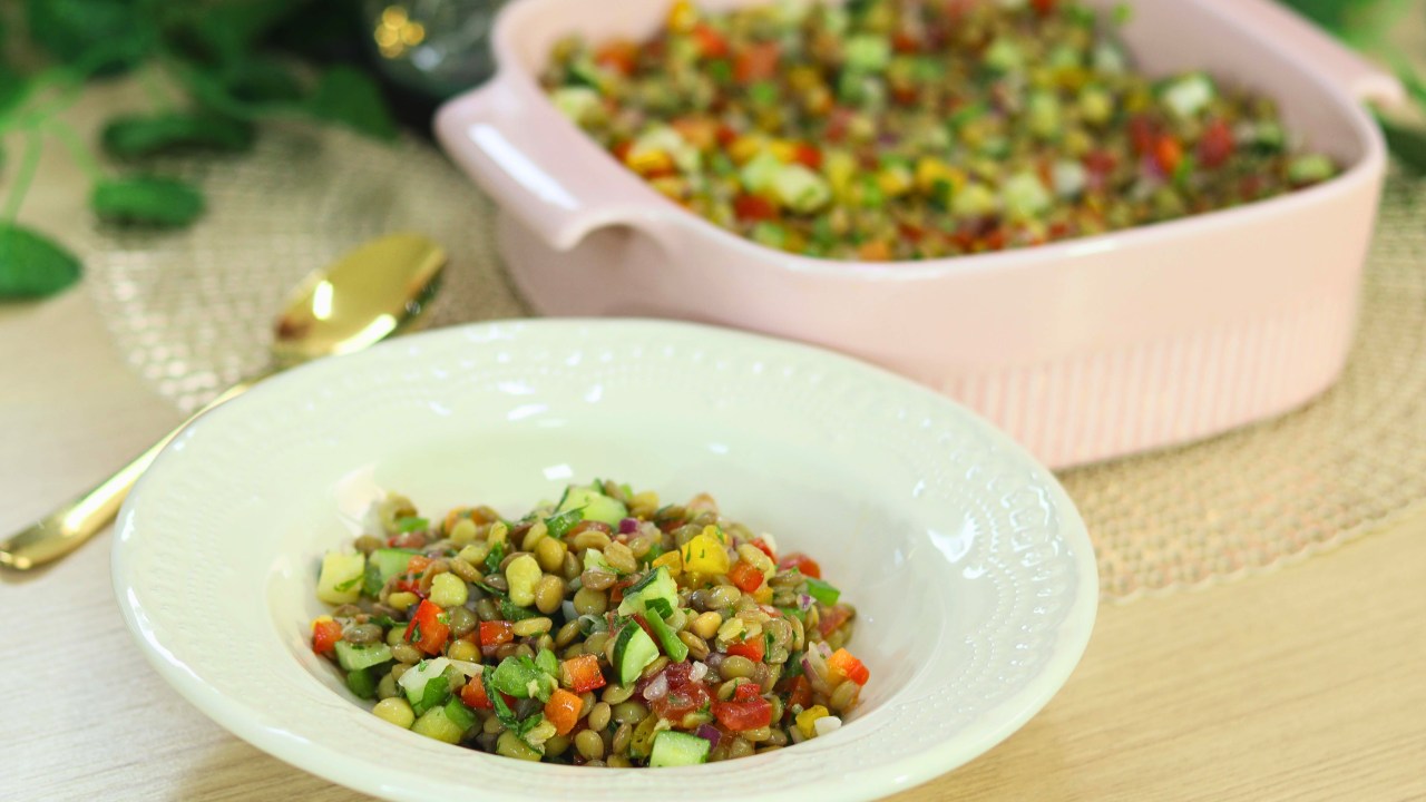 Aprenda a receita de salada de lentilha