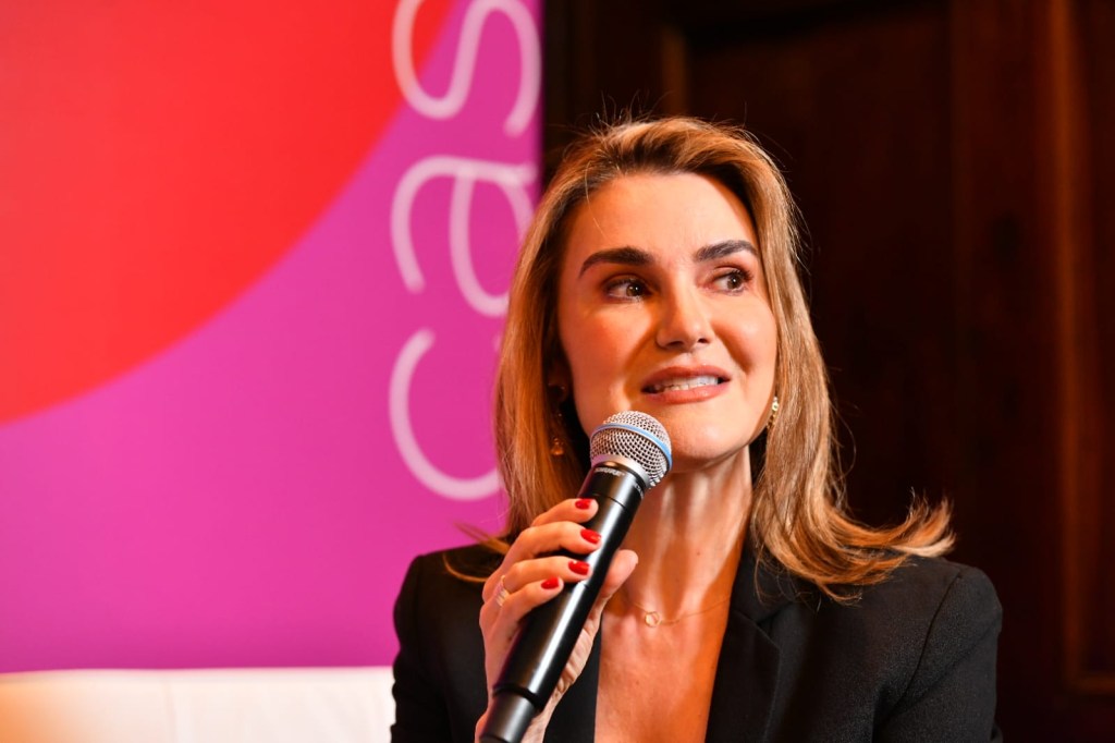 fernanda-lima-dra-anna3 Dra. Anna Valeria Gueldini na Casa Clã 2025