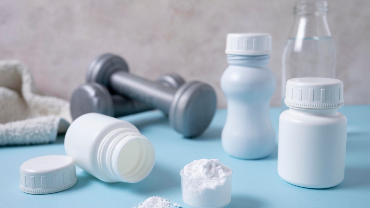 Confira se é necessário manter o consumo de creatina nos dias sem treino