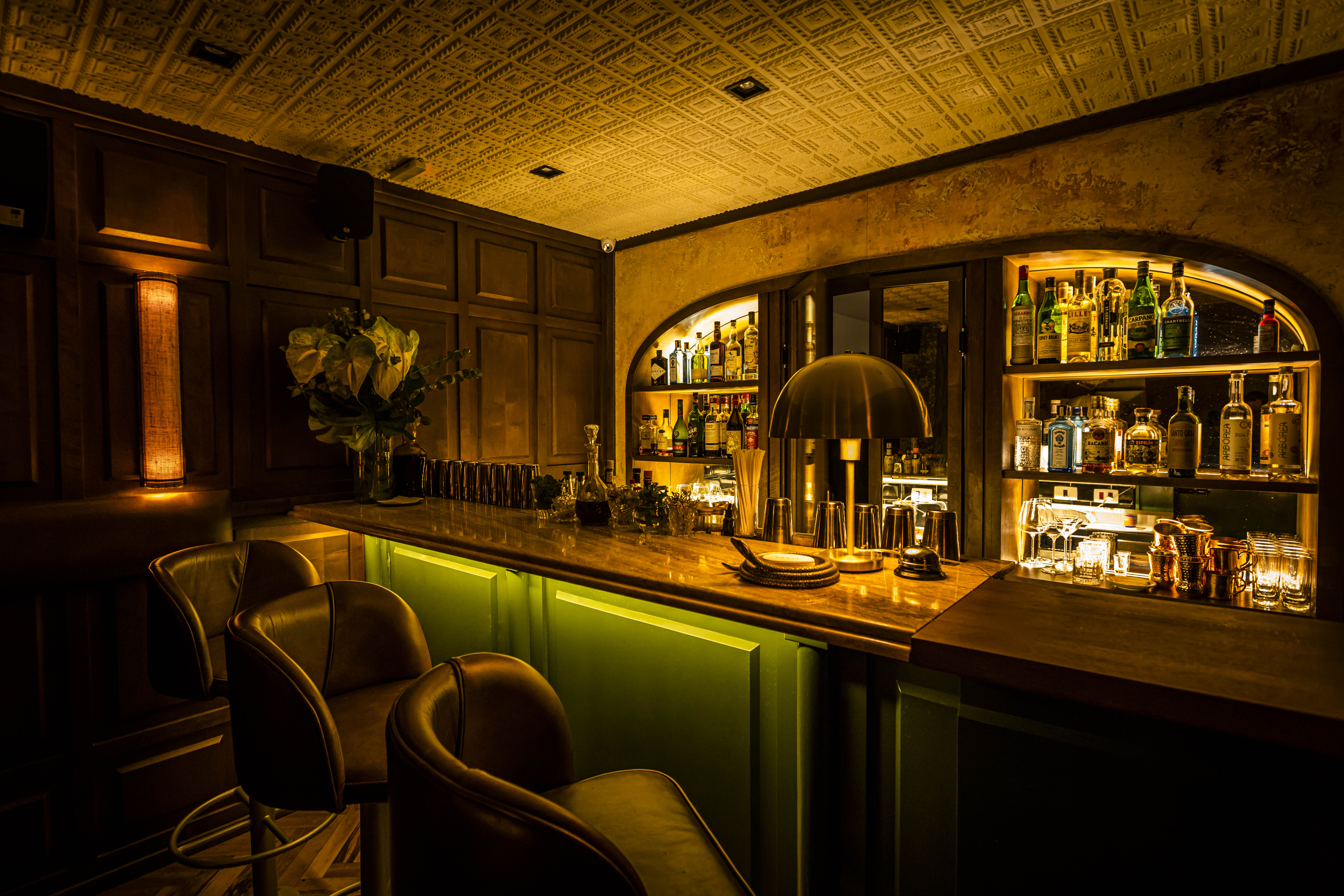 Flora Bar