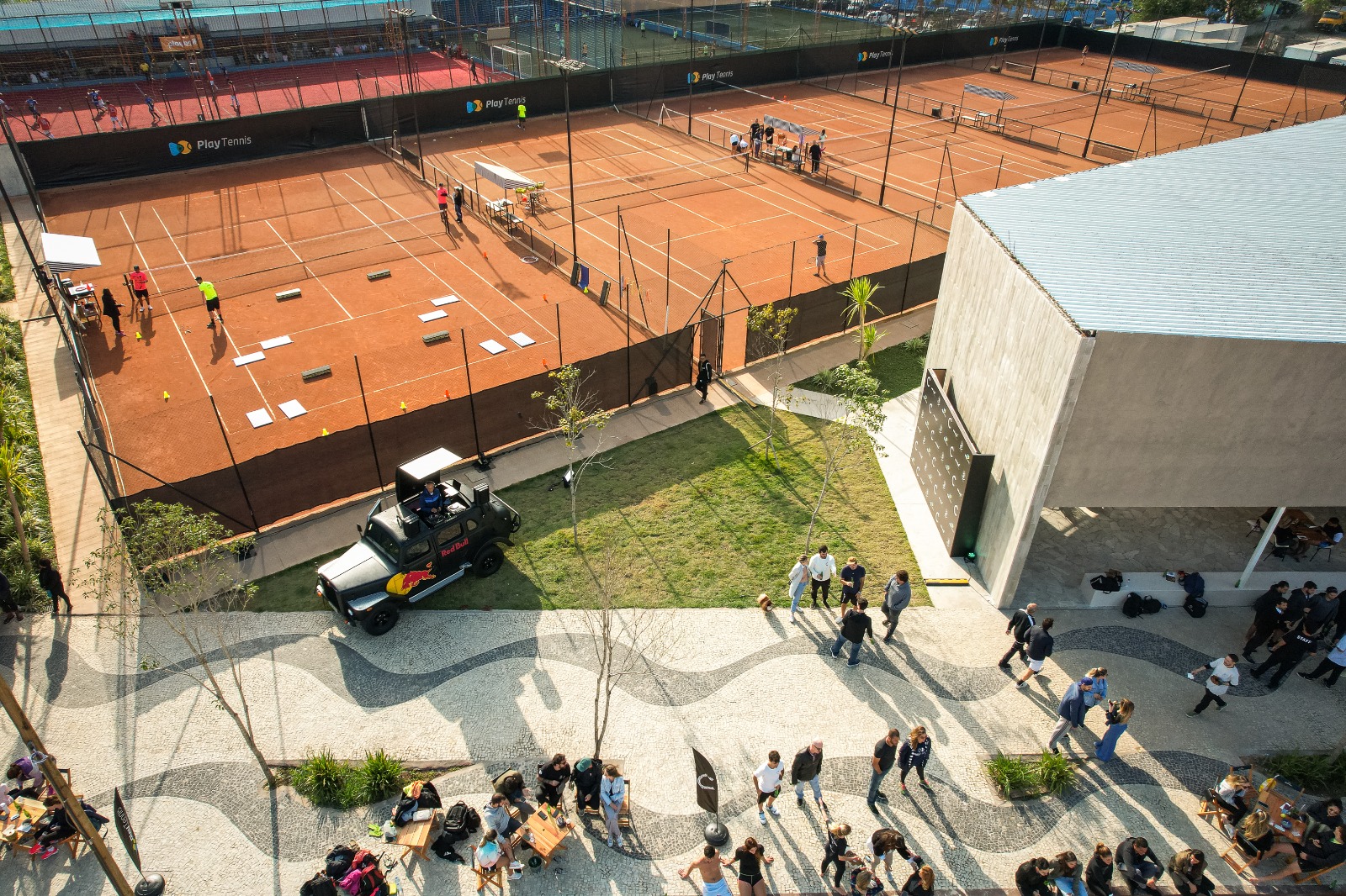 PlayTennis